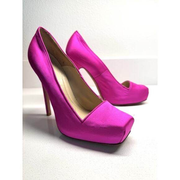 Alexander McQueen Shoes - Alexander McQueen Magenta Satin Square Toe Platform Pumps Size 38.5